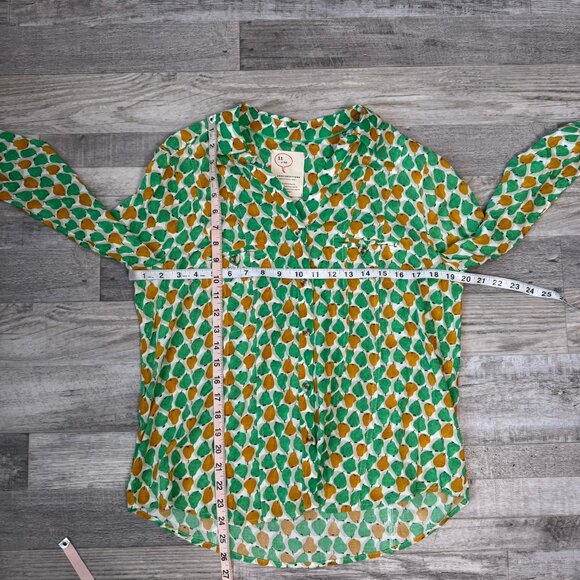 Conversations by Anthropologie limited edition pear print button down top 8 O24 - Picture 4 of 5